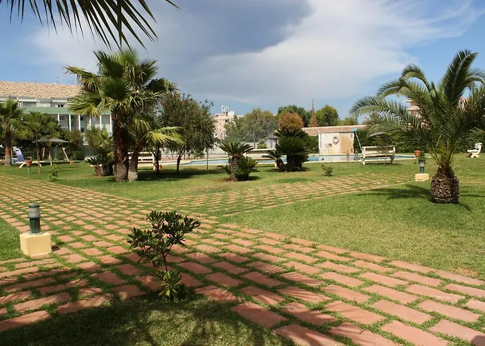 183 Deveses Park - Deniasol Daire *